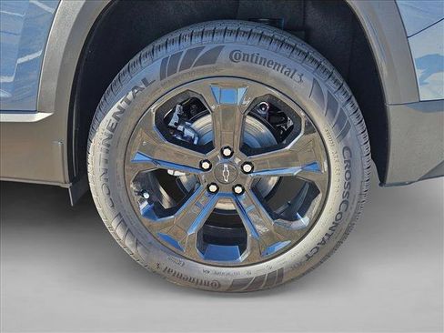 New 2026 Chevrolet Equinox LT w/ Convenience Package II FWD image 10