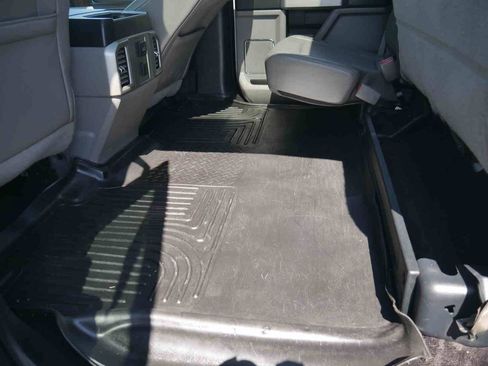 Used 2016 Ford F150 Lariat w/ Equipment Group 501A Mid AWD/4WD image 17