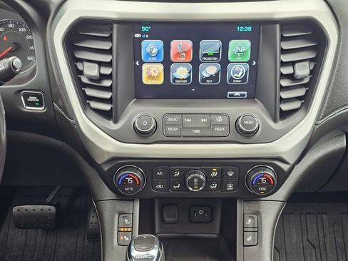 Used 2019 GMC Acadia SLT w/ Black Edition image 13