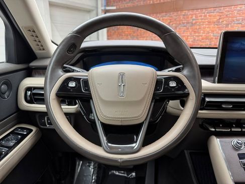 Used 2020 Lincoln Aviator Reserve w/ Equipment Group 201A image 14