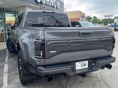 Used 2018 Ford F150 Raptor w/ Equipment Group 802A Luxury AWD/4WD image 3