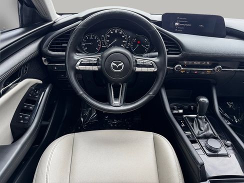 Used 2022 MAZDA MAZDA3 s image 20