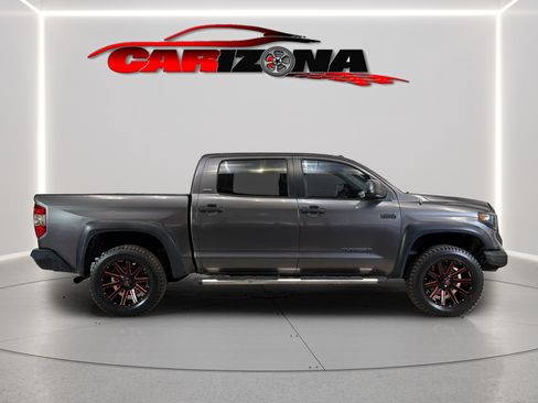 Used 2015 Toyota Tundra SR5 w/ SR5 Upgrade Package AWD/4WD image 5