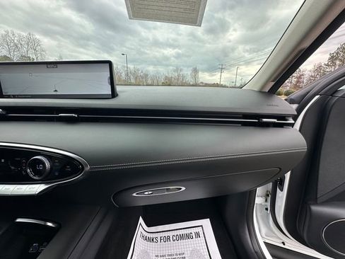 Used 2024 Genesis GV70 2.5T image 16