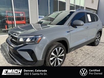 Certified 2022 Volkswagen Taos SE w/ Panoramic Sunroof Package