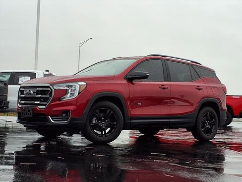 Used 2023 GMC Terrain AT4 w/ Tech Package image 2