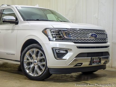 Used 2019 Ford Expedition Platinum AWD/4WD image 3