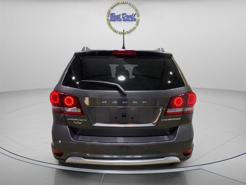 Used 2020 Dodge Journey Crossroad w/ Popular Equipment Group FWD image 4