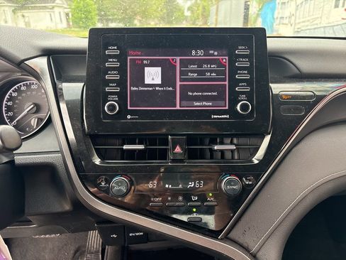Used 2023 Toyota Camry SE FWD image 18