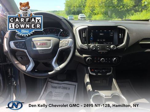 Used 2024 GMC Terrain SLT AWD/4WD image 4