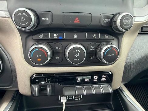 Used 2020 RAM 1500 Laramie AWD/4WD image 13
