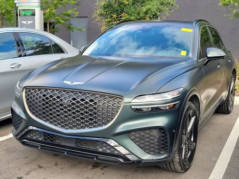 Used 2022 Genesis GV70 3.5T Sport w/ Sport Prestige Package AWD/4WD image 4