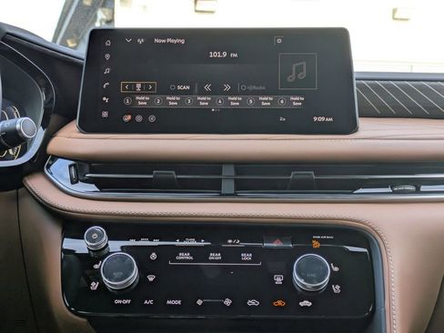 New 2026 INFINITI QX60 Autograph AWD/4WD image 18