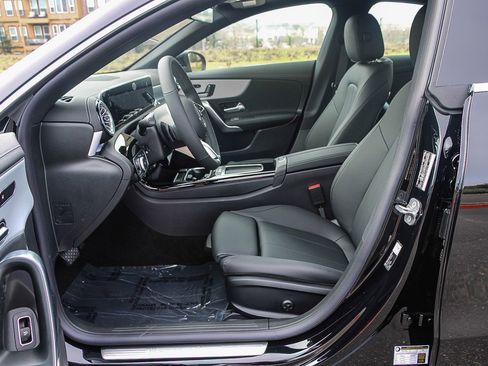 New 2026 Mercedes-Benz CLA 250 4MATIC image 18