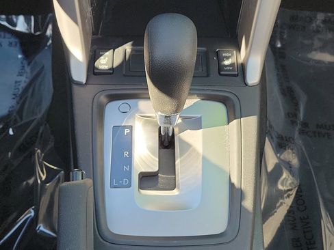 Used 2015 Subaru Forester 2.5i Premium w/ All-Weather Package image 34