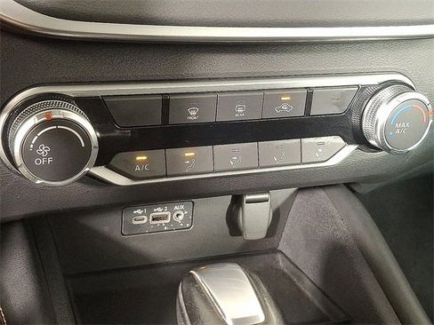 Used 2022 Nissan Altima 2.5 SR image 18