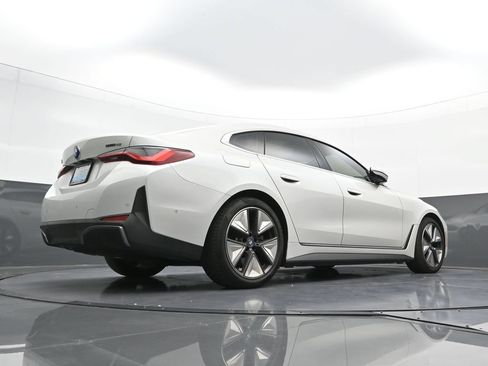 Used 2023 BMW i4 eDrive40 w/ Premium Package RWD image 27