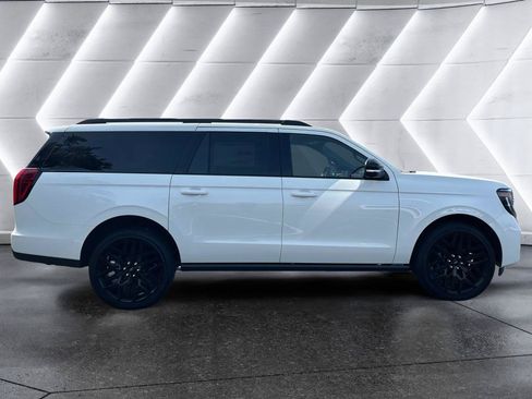 New 2026 Ford Expedition Max Platinum AWD/4WD image 8