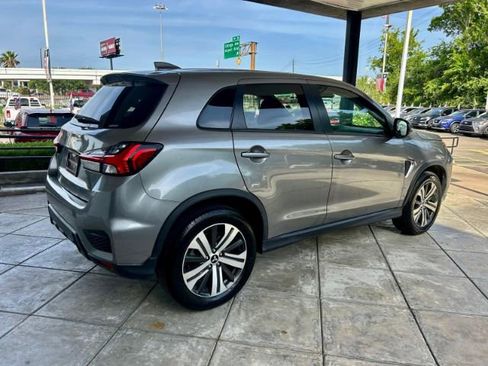 Used 2020 Mitsubishi Outlander Sport ES image 4