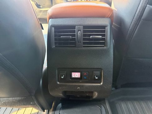 Used 2023 Mitsubishi Outlander SEL AWD/4WD image 23