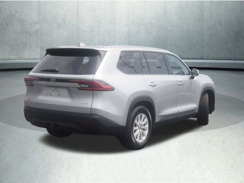 Used 2025 Toyota Grand Highlander AWD image 28