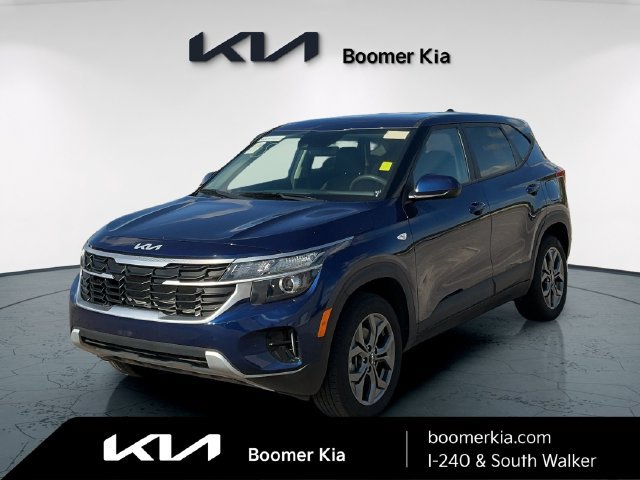 Certified 2025 Kia Seltos LX AWD/4WD image 1