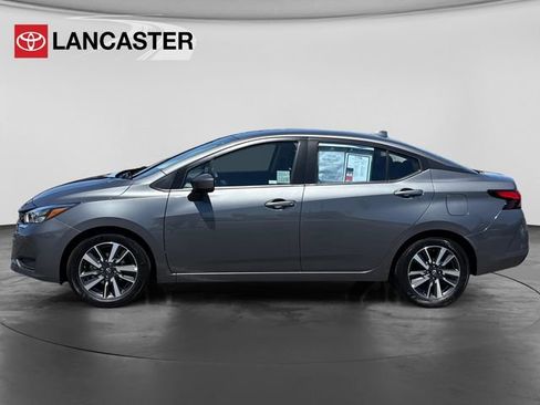 Used 2025 Nissan Versa SV FWD image 4