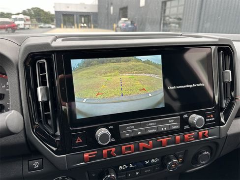 New 2025 Nissan Frontier PRO-4X image 17