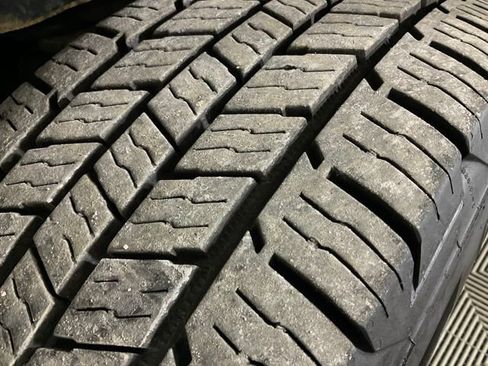 Used 2018 Nissan Titan SV w/ SV Convenience Package image 39