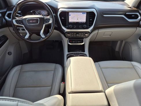 Used 2021 GMC Acadia SLT w/ Technology Package FWD image 17