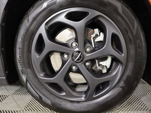 Used 2022 Chrysler Pacifica Touring-L w/ S Appearance Package image 29