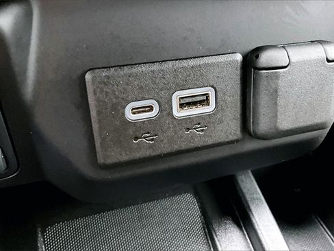 Used 2020 GMC Sierra 1500 SLT w/ SLT Premium Plus Package image 33