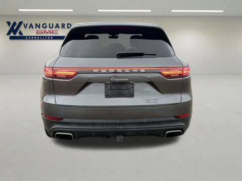 Used 2020 Porsche Cayenne image 4