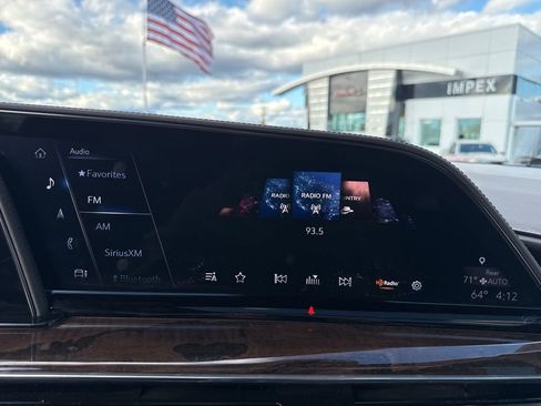 Used 2021 Cadillac Escalade ESV Sport Platinum w/ LPO, ONYX Package image 20