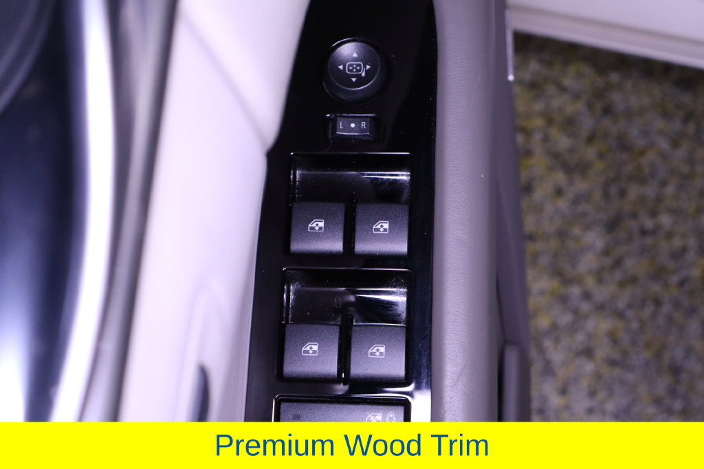 Used 2013 Cadillac XTS Platinum FWD image 38