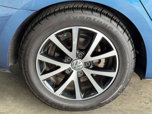Used 2017 Volkswagen Jetta SE FWD image 27