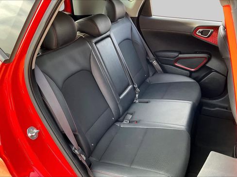 Used 2023 Kia Soul GT-Line FWD image 19