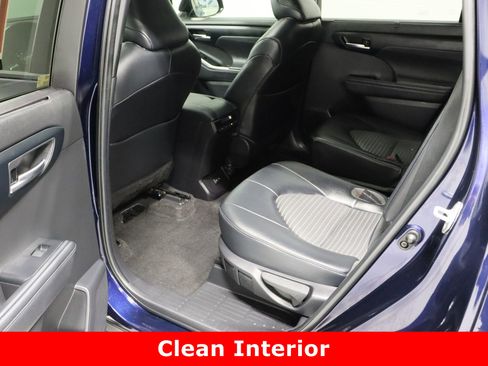 Certified 2023 Toyota Highlander XSE image 29