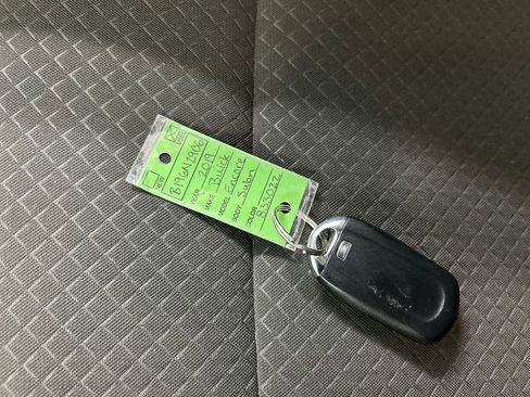 Used 2019 Buick Encore Preferred AWD/4WD image 12