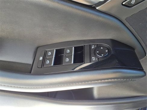 Used 2024 MAZDA MAZDA3 s image 9