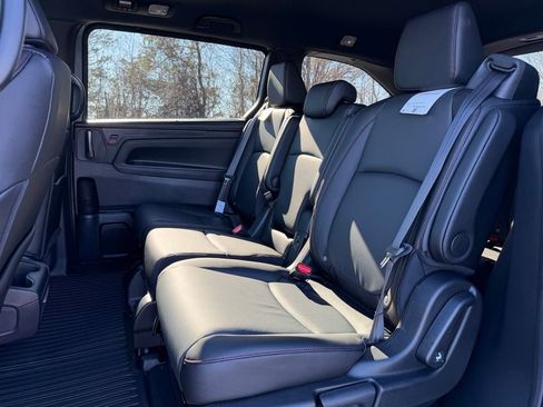 New 2026 Honda Odyssey Sport-L image 11