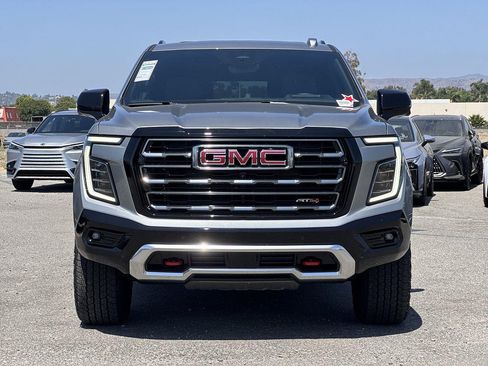 New 2026 GMC Yukon AT4 w/ AT4 Premium Package AWD/4WD image 2