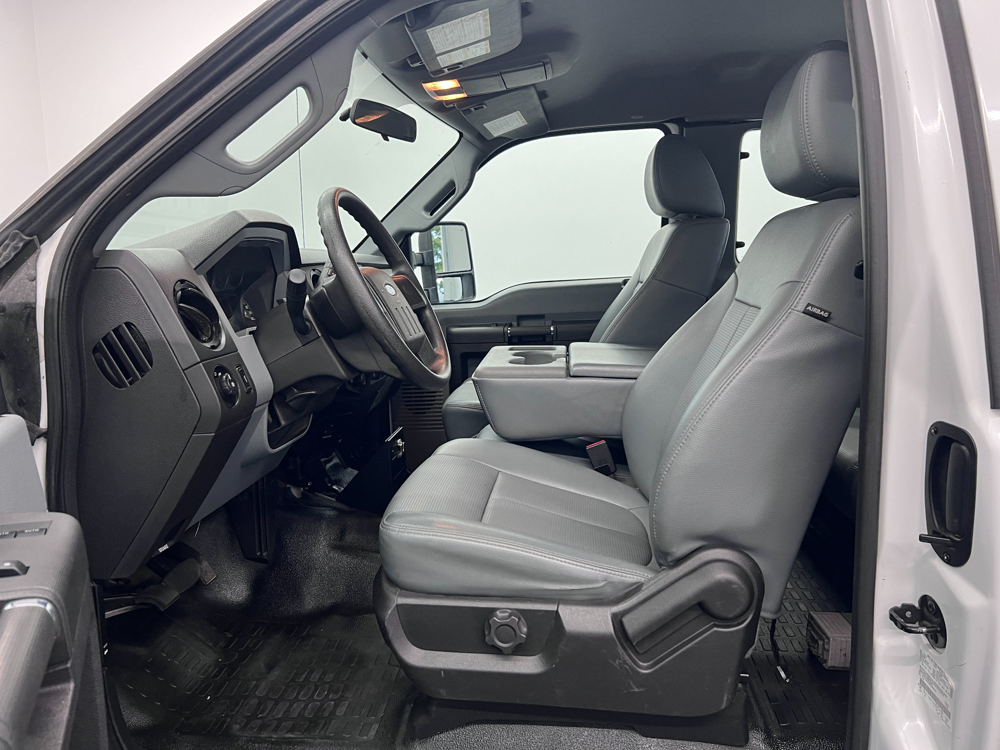 Used 2015 Ford F250 XL w/ Power Equipment Group AWD/4WD image 10