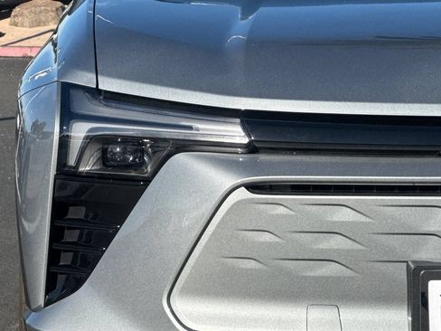 Used 2026 Chevrolet Blazer EV LT FWD image 46