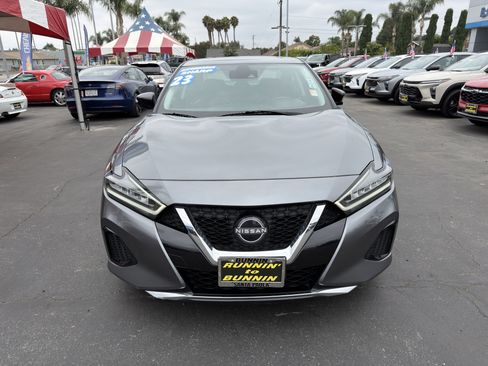 Used 2023 Nissan Maxima SV w/ Floor Mat Group FWD image 3