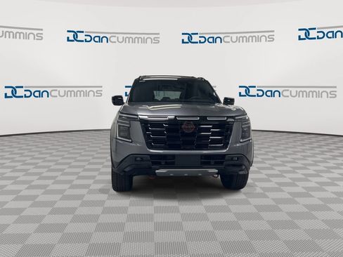 Used 2025 Nissan Armada PRO-4X AWD/4WD image 3