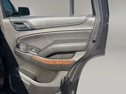 Used 2018 Chevrolet Tahoe Premier RWD image 31