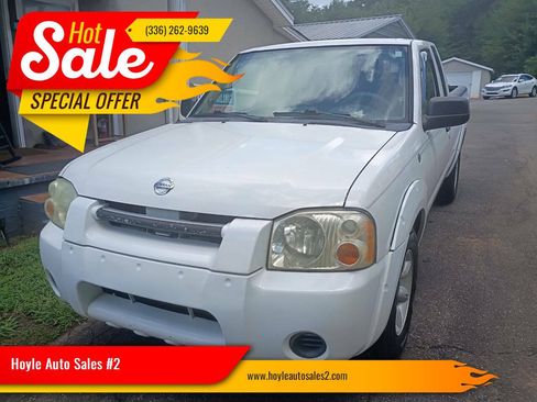Used 2004 Nissan Frontier XE w/ (VTP) Value Truck Pkg RWD image 1
