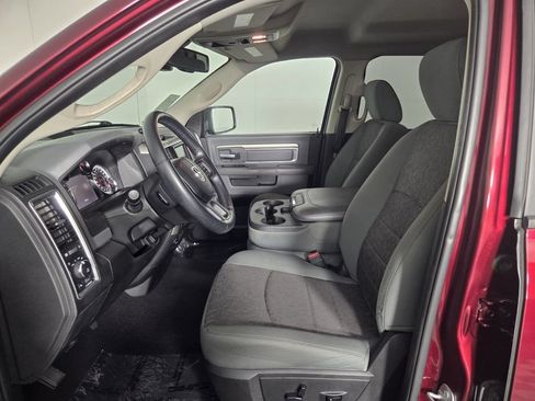 Used 2017 RAM 1500 Big Horn RWD image 10