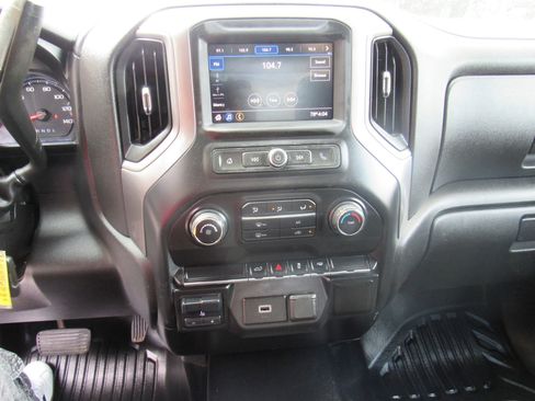 Used 2020 Chevrolet Silverado 2500 W/T w/ WT Convenience Package image 13